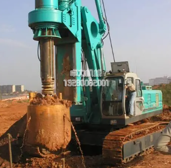 旋轉(zhuǎn)鉆機和旋挖鉆機的區(qū)別是什么 旋轉(zhuǎn)鉆機和旋挖鉆機的區(qū)別是什么